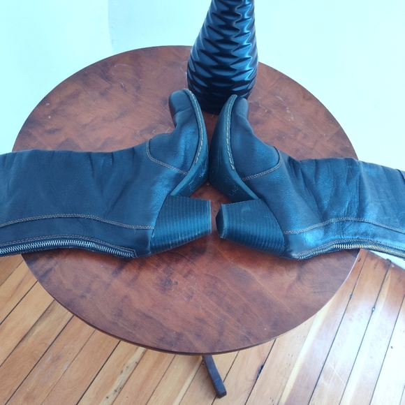 BOC brown Spanya heeled knee length boots - Picture 5 of 6